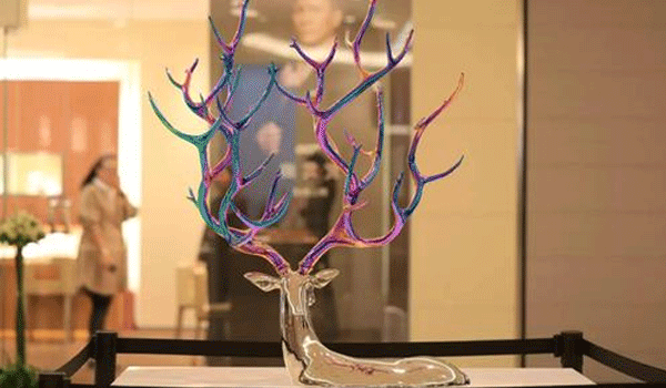 彩色不銹鋼雕塑2.gif 彩色不銹鋼雕塑2.gif