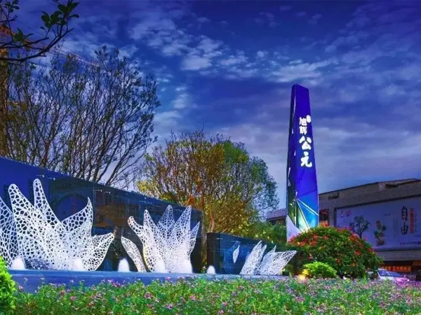 ���P䓵��������������񱤉�һ����ʲô�ɫ��